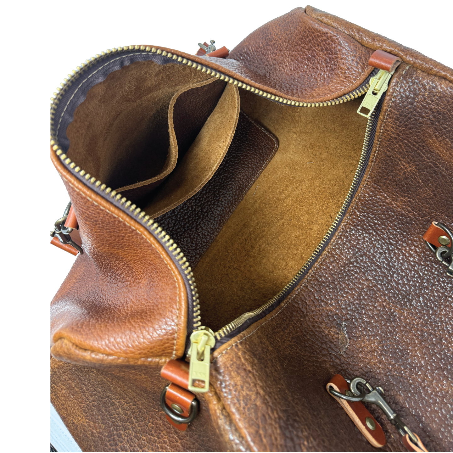 The Highlander Horween Leather Duffle | Brown Shrunken Bison